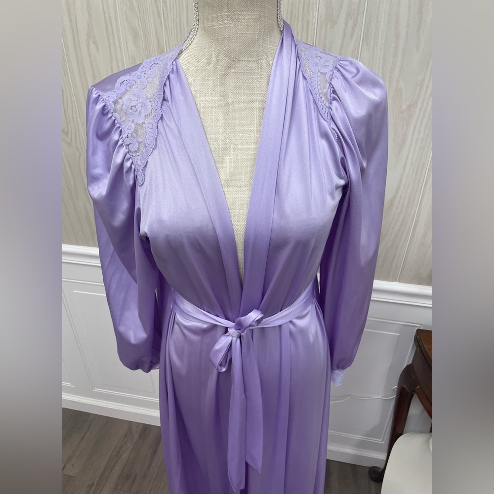 Vintage Olga Robe Purple Sz. Large